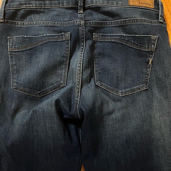 Express Mid-Rise Skinny Jean - Picture 5 of 5